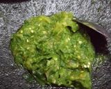 Foto langkah ke 2 dari resep Sambel Cumi Cabe Hijau.