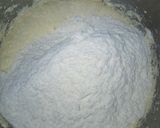 A picture of step 3 of Fluffy cake.