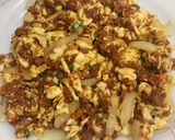 Foto langkah ke 3 dari resep Tumis Kornet Telur.