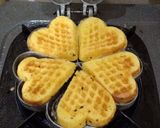 Foto langkah ke 4 dari resep Waffel Cinta - Takaran Sendok.