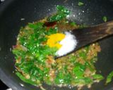 A picture of step 6 of Palak-Kale chane ki ghughni.