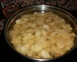 Foto del paso 1 de la receta: Tortilla Española con cebolla frita crujiente