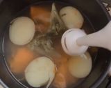 Foto del paso 2 de la receta: Crema de zapallo, papas y brócoli