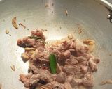 Foto langkah ke 2 dari resep Tumis Daging Paprika.
