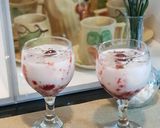 Foto langkah ke 3 dari resep Korean Strawberry Milk.