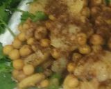 A picture of step 1 of Chatpata shot platter.