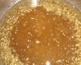 Foto del paso 3 de la receta: Pechuga de pavo a la plancha con salsa de ajo y miel