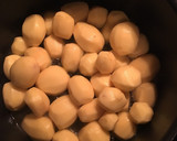 Foto del paso 3 de la receta: Patatas a la cerveza