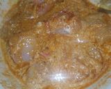 A picture of step 1 of Chicken aloo gravy.