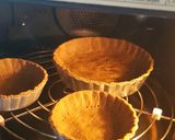 A picture of step 5 of Bajra Jowar Tarts with Gajar Halwa.