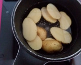 Foto del paso 1 de la receta: Patatas de guarnición aliñadas