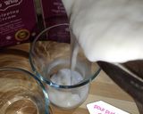 A picture of step 4 of Rose Mahalabiya.