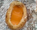 Foto del paso 6 de la receta: Papa horneada rellena de 3 quesos