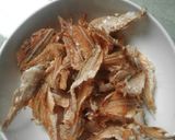Foto langkah ke 2 dari resep Ikan Asin Sambel Ijo.