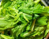 Hình bước làm 1 của món Cải mầm đá xào lòng gà