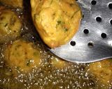 A picture of step 12 of Vegetable Pakorhay.