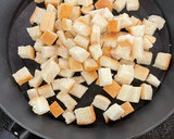 Foto langkah ke 1 dari resep Caramel Bread Popcorn Pinggiran Roti.