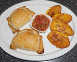 Foto del paso 8 de la receta: Empanadas de chupe de centolla con camarones
