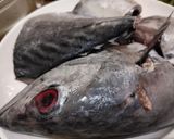 Foto langkah ke 1 dari resep Sayur Ikan Tongkol Belimbing Wuluh.