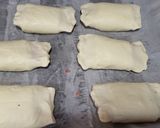 Foto del paso 4 de la receta: Cañas de hojaldre con champiñones, jamón york, queso y virutas de jamón serrano