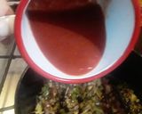 Foto del paso 5 de la receta: Matambrito a la pizza con papas