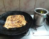 પીઝા સોસ વિથ ચીઝ પરાઠા (pizza sauce with cheez paratha recipe in gujarati) રેસીપી સ્ટેપ3ફોટો