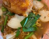Hình bước làm 6 của món Wonton, seafood noodles, crispy chicken (hoành thánh, mì hải sản, gà giòn)