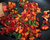 Foto del paso 2 de la receta Salteado de edamame, picada de pavo y verduras
