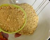 صورة لخطوة 1 من وصفة حلى بسكوت بصوص الكراميل
