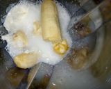 A picture of step 4 of Banana Vanilla milkshake.