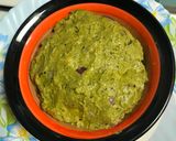 A picture of step 1 of Mint Thalipeeth.