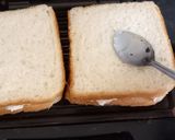 A picture of step 5 of Fruit and veg sandwich.