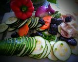 Foto del paso 2 de la receta: Gratín de vegetales bañados con leche al ajo y canela