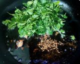 A picture of step 2 of Methi Chicken Malai.