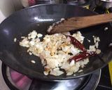 A picture of step 2 of Aloevera curry.