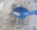 A picture of step 3 of Chinese rose cake.