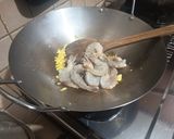 Foto langkah ke 2 dari resep Nasi Goreng Udang.