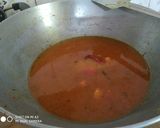 A picture of step 4 of Crab curry.