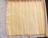 Foto del passaggio 3 della ricetta Strudel salato tonno e cipolle rosse