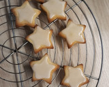 Foto del paso 7 de la receta: Bredele: pinos de mantequilla y limón