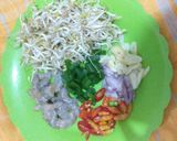 Foto langkah ke 1 dari resep Tumis Taoge Udang.