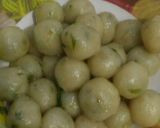 Foto langkah ke 2 dari resep Seblak cilok simple.