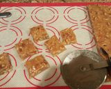 A picture of step 5 of Pecan Pralines .