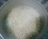 Foto langkah ke 2 dari resep Mie Goreng Bumbu Simpel Pedas.