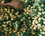 Foto del paso 5 de la receta: Garbanzos con espinacas receta muy fácil 🍜🍴