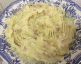 Foto del paso 3 de la receta: Puré de patatas casero de York y queso🧀🥔🍖