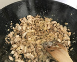 Foto del paso 2 de la receta: Risotto de ceps y gambones