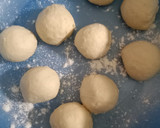 Foto langkah ke 3 dari resep Simple Pizza Home Made.
