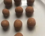 Foto del paso 2 de la receta: Trufas sabor a kitkat con 4 ingredientes