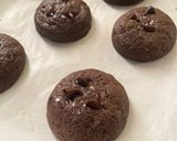 Foto langkah ke 3 dari resep Matcha Dubai Chocolate Cookies.